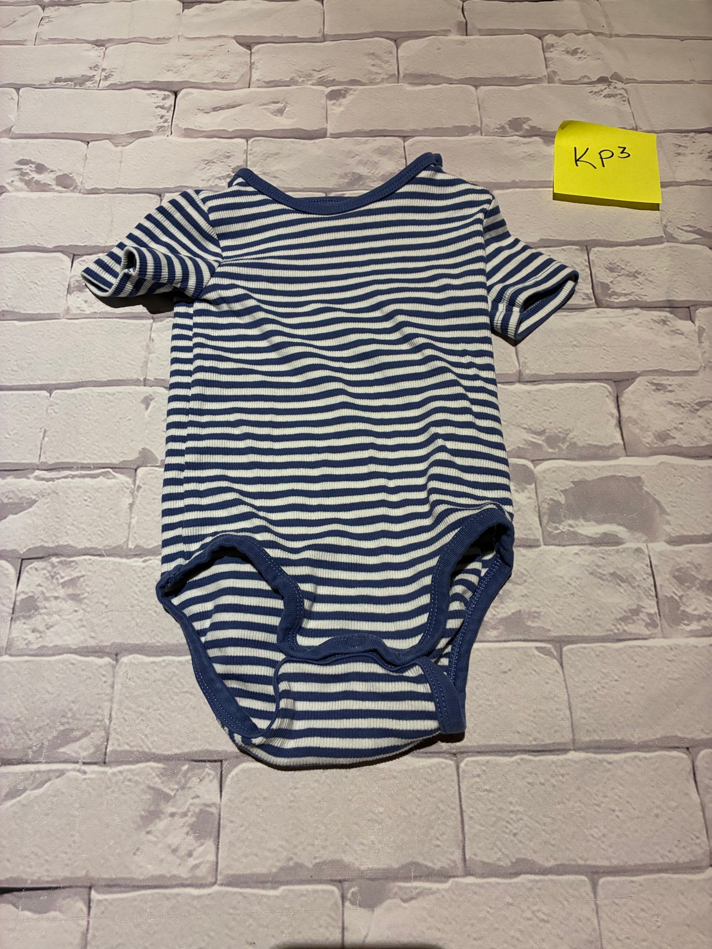 Tops Size 6-9m