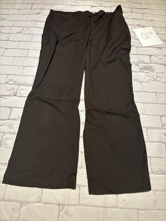 Ladies Bottoms Size 12 Petite