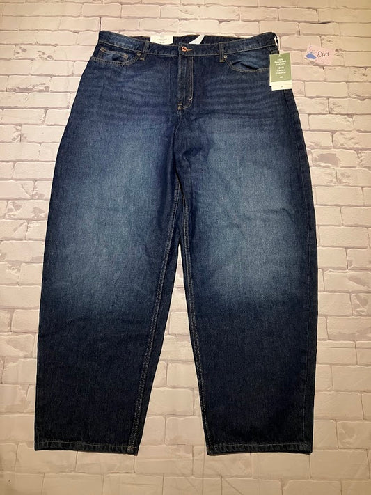 Ladies Bottoms Size 16 BNWT
