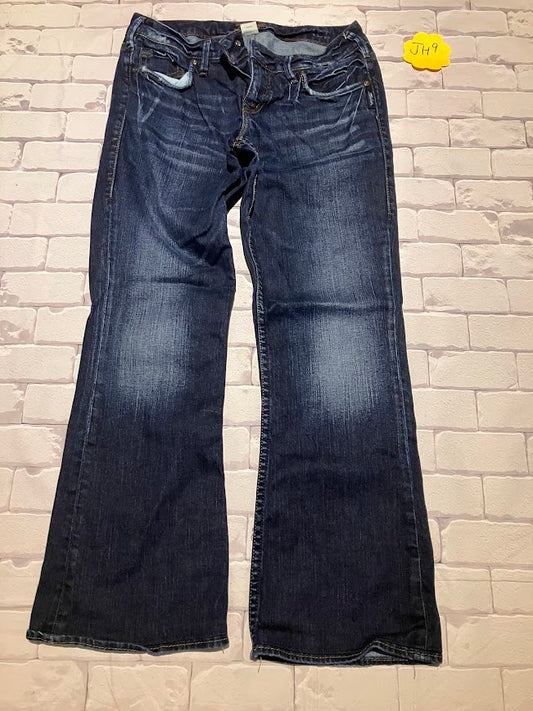 Ladies Bottoms Size 29/33