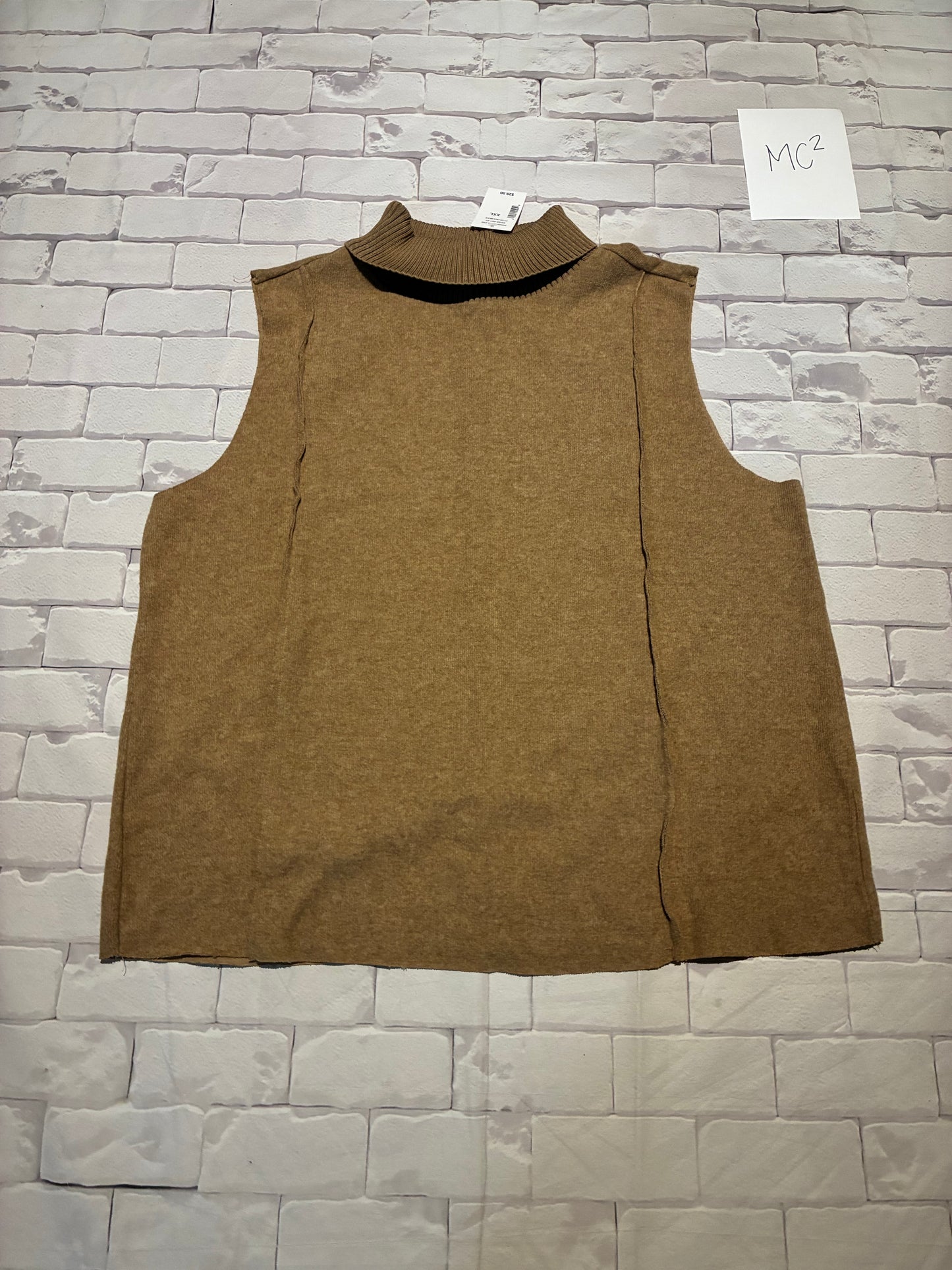 Ladies Top Size XXL BNWT