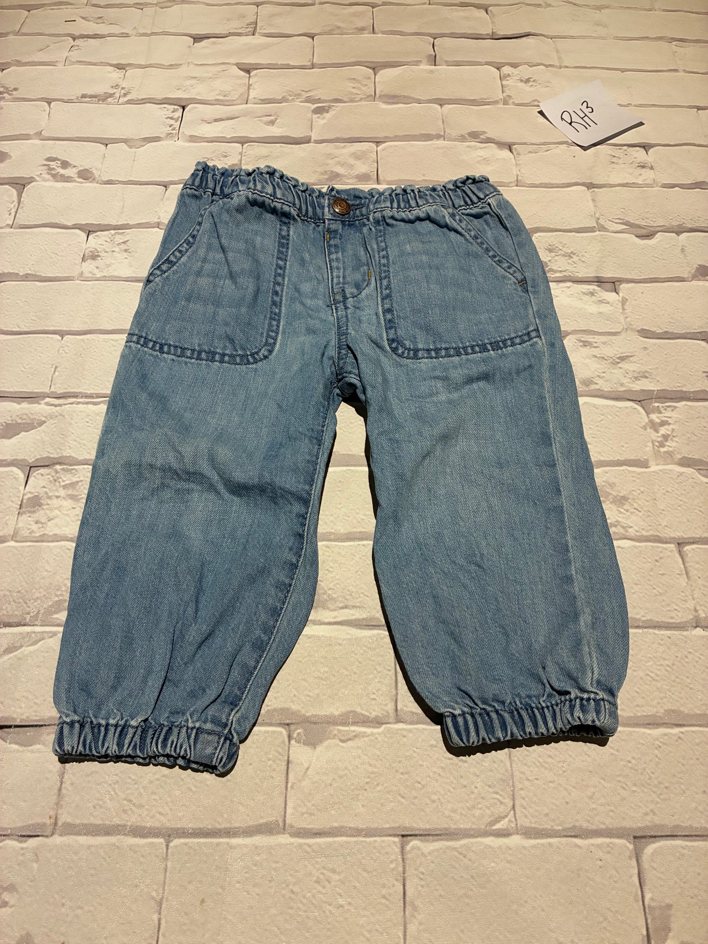 Bottoms Size 24m