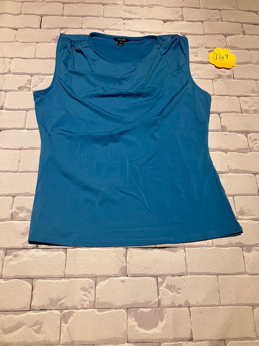 Ladies Top Size M