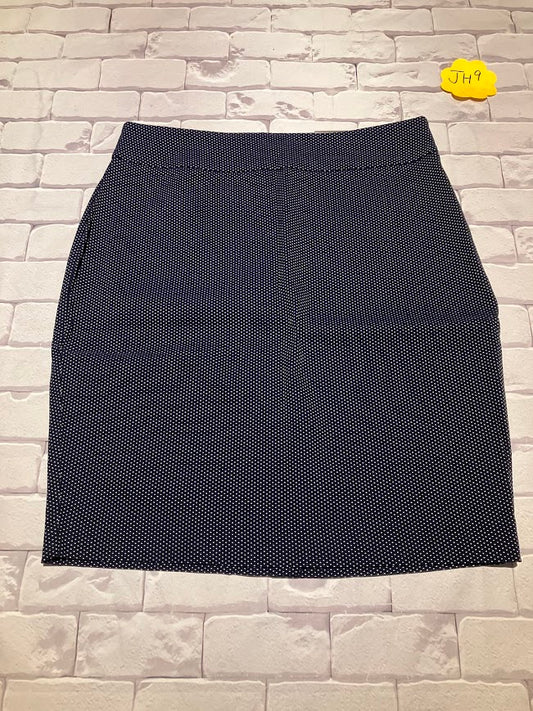 Ladies Bottoms Size M BNWT