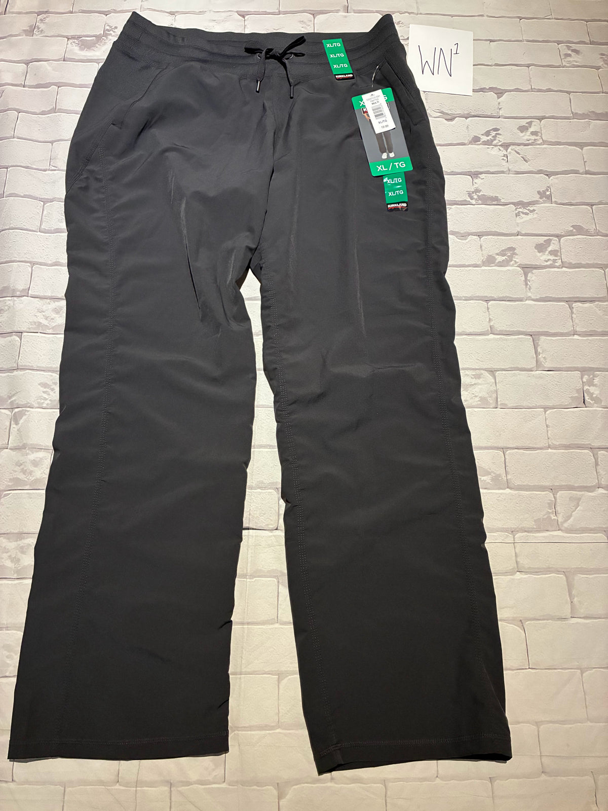 Ladies Bottoms Size XL BNWT