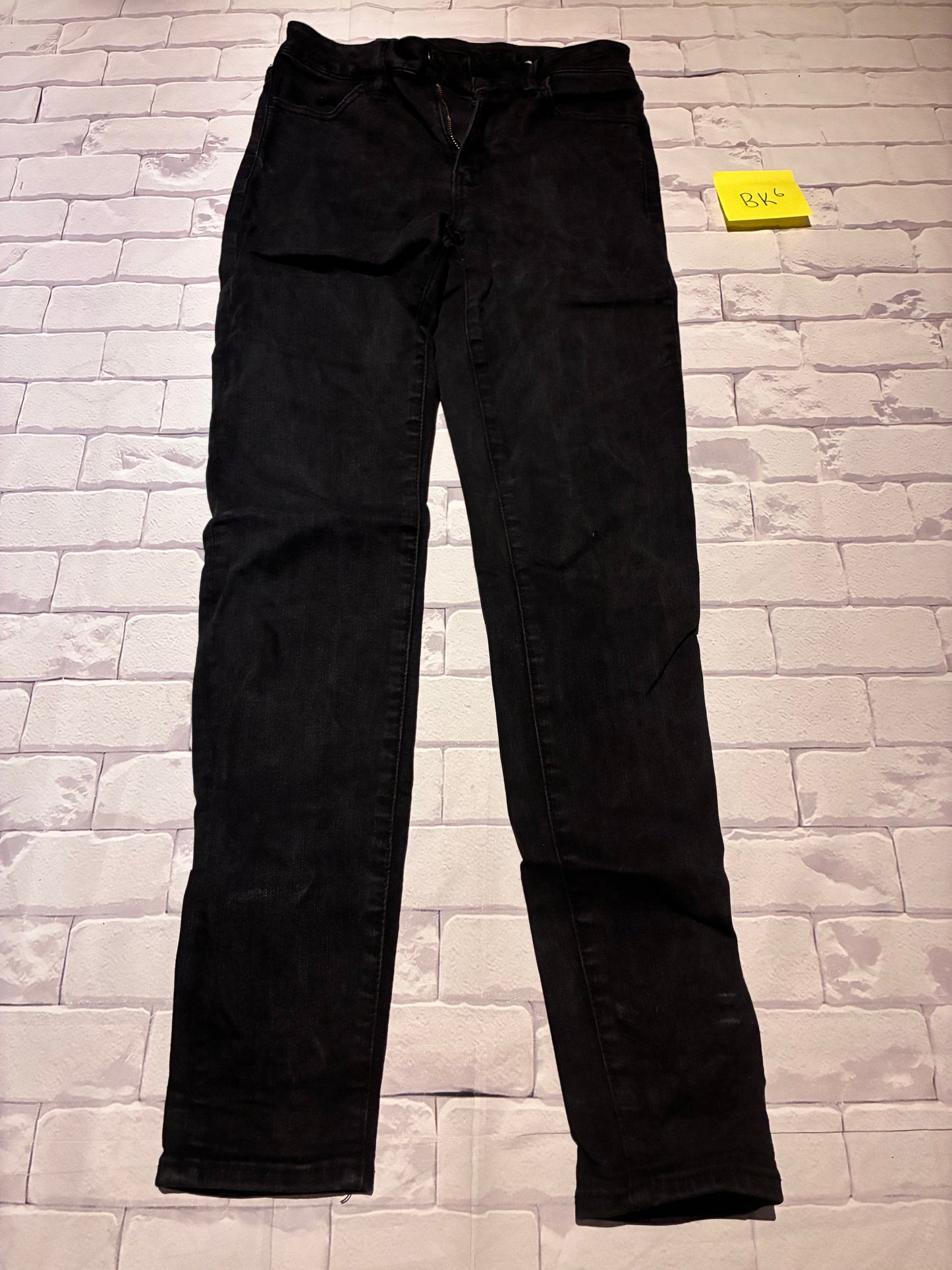 Ladies Bottoms Size 6 Long