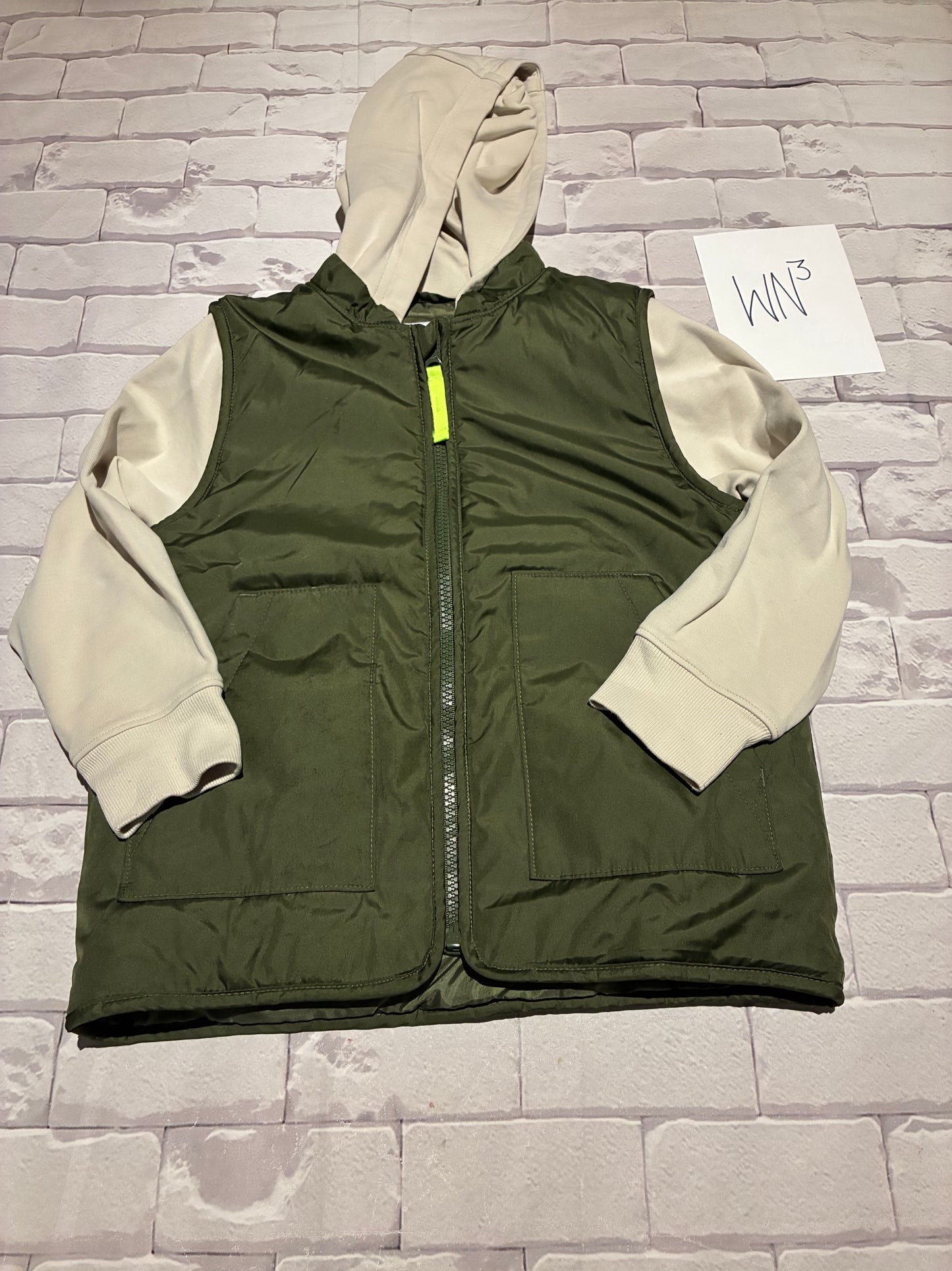 Outerwear Size 6-7 Play Condition
