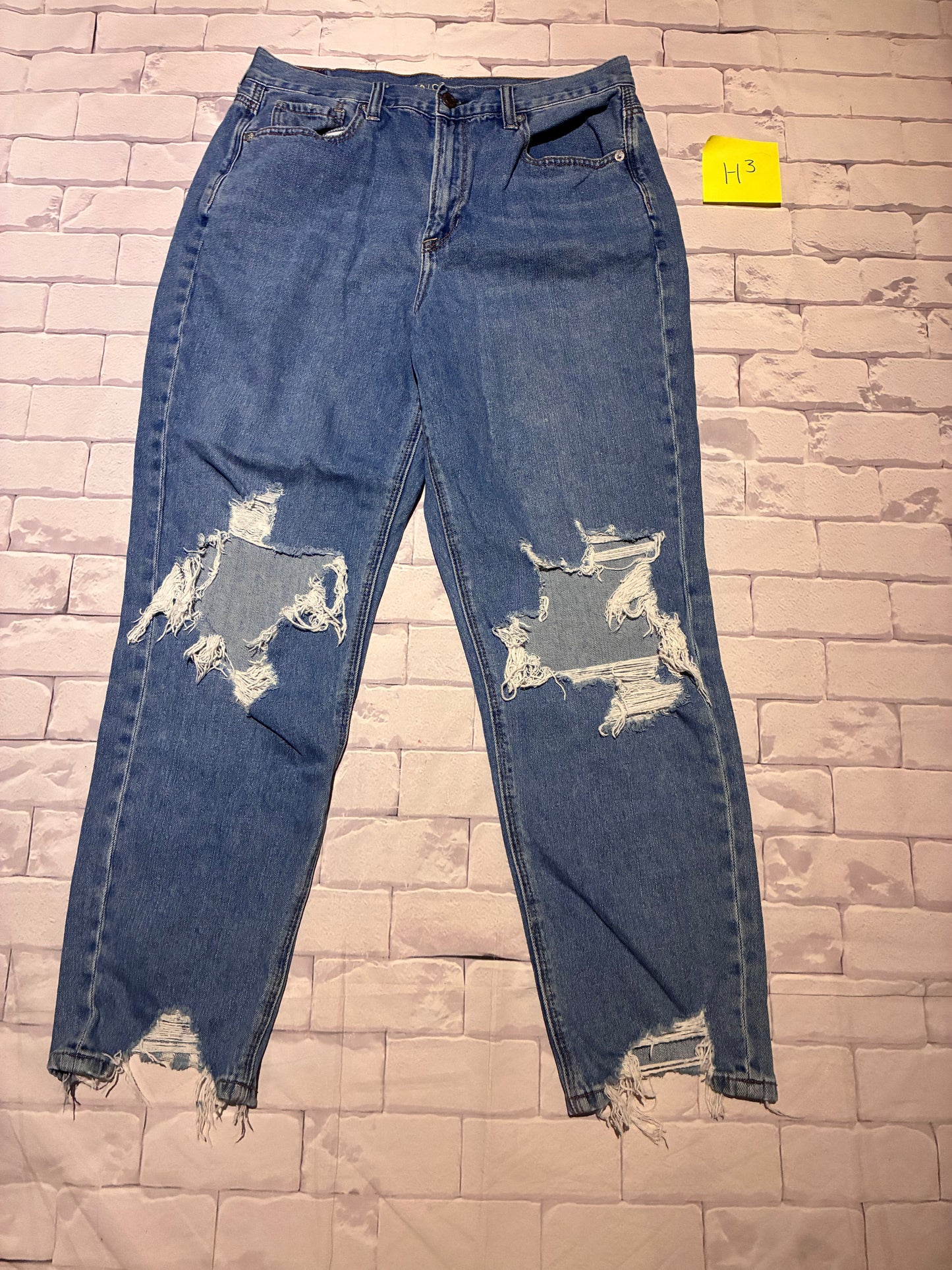 Ladies Bottoms Size 10 Regular