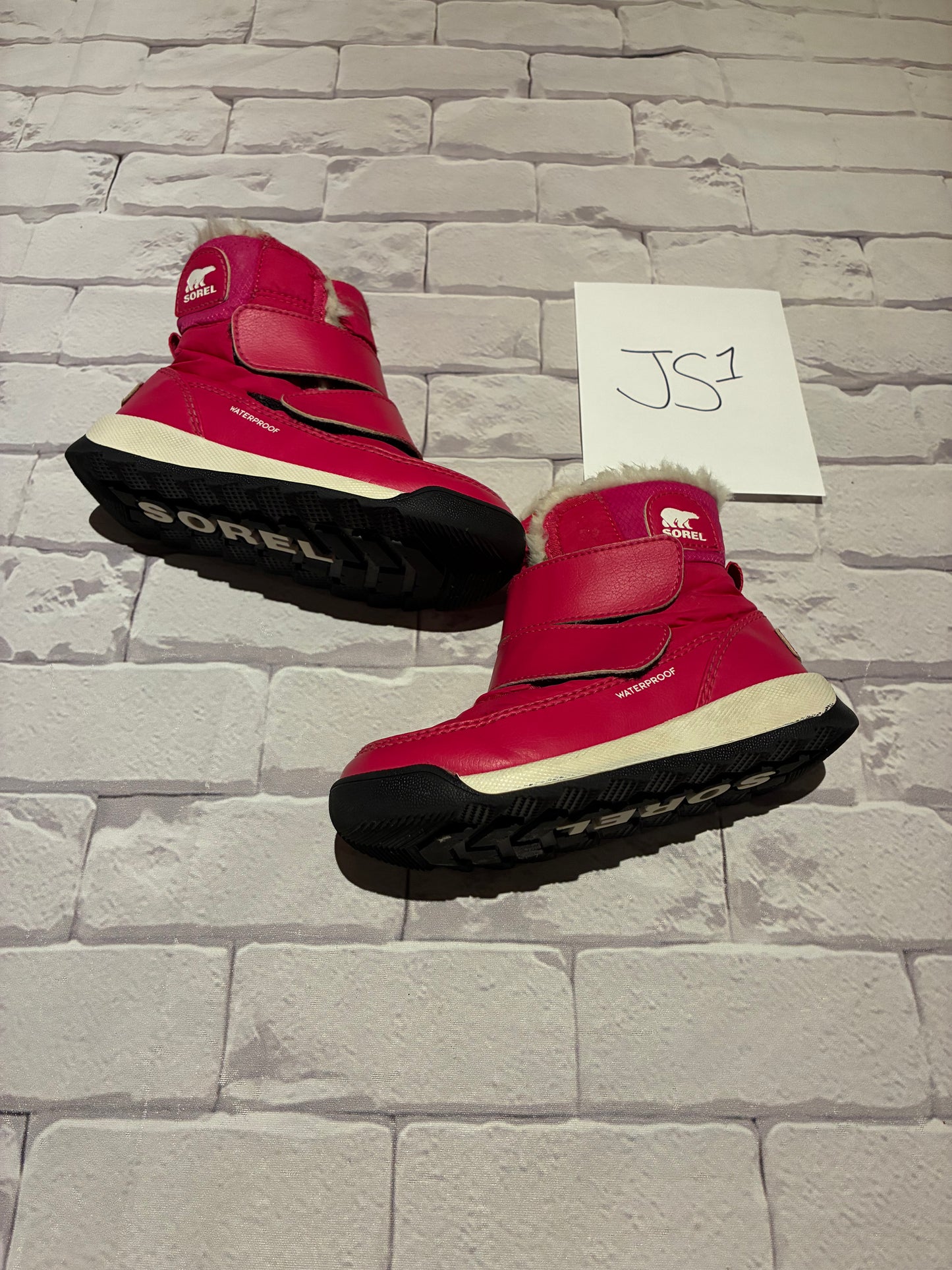 Shoes Size 9