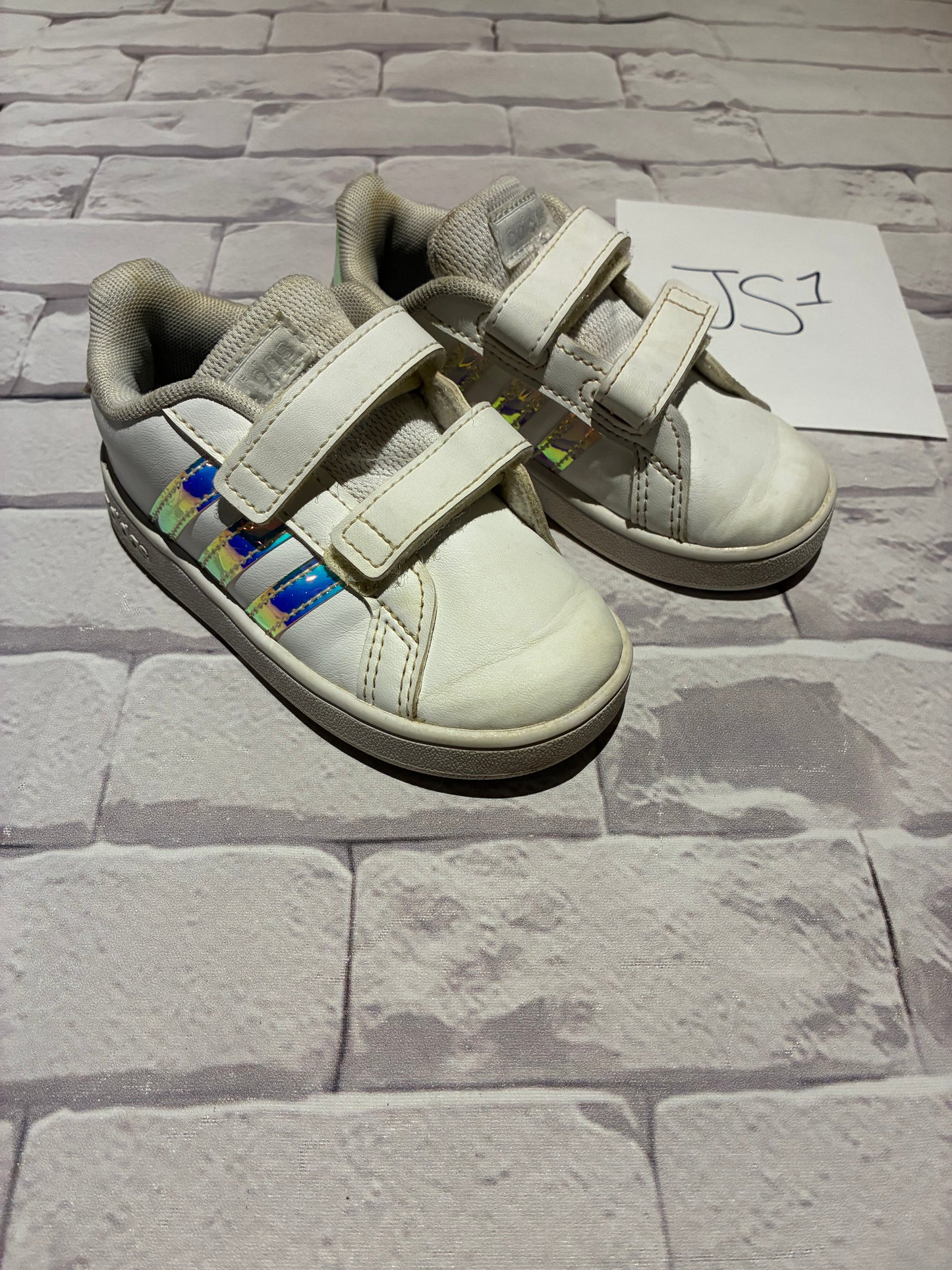 Shoes Size 7