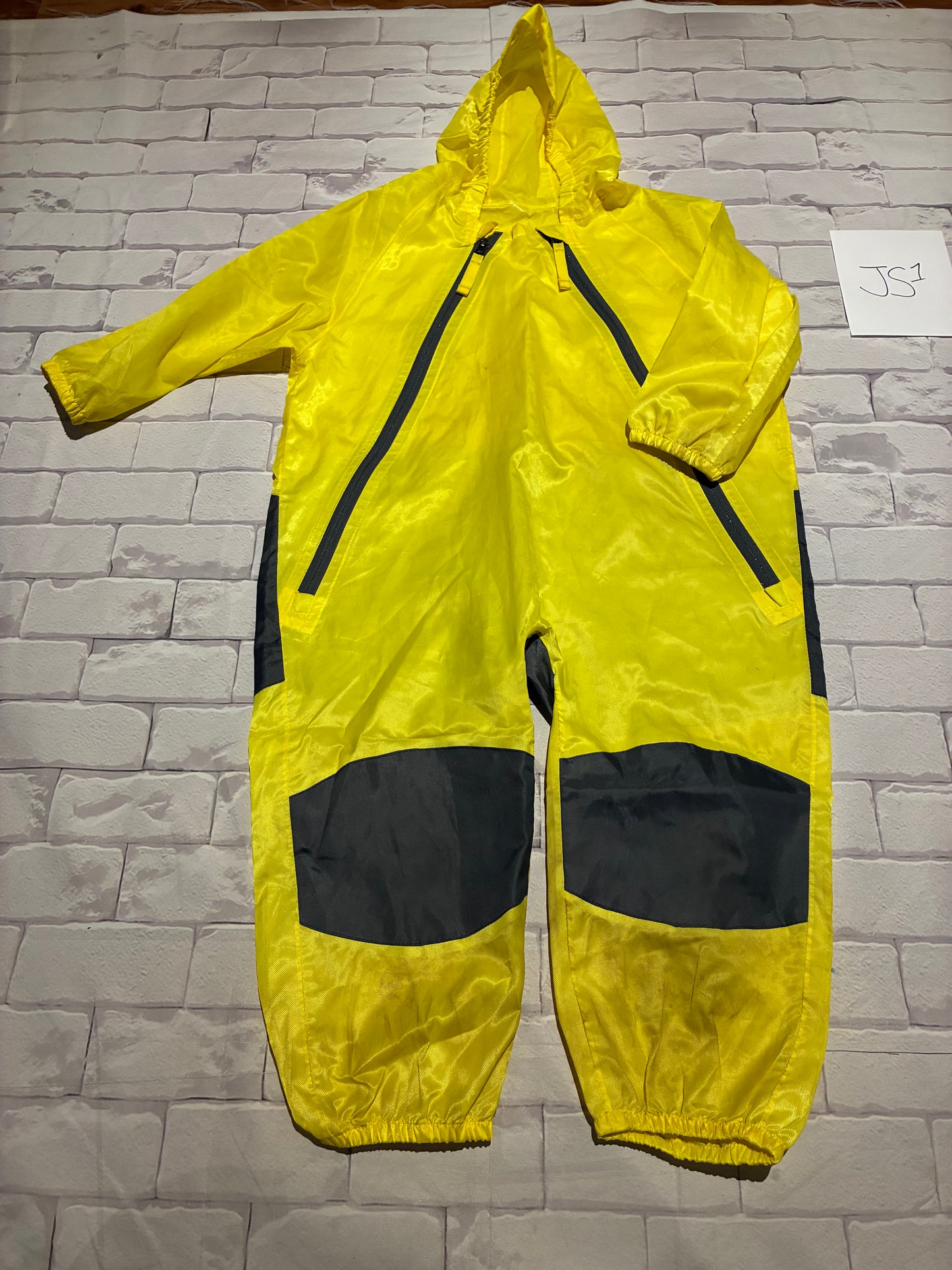 Outerwear Size 3T Play Condition