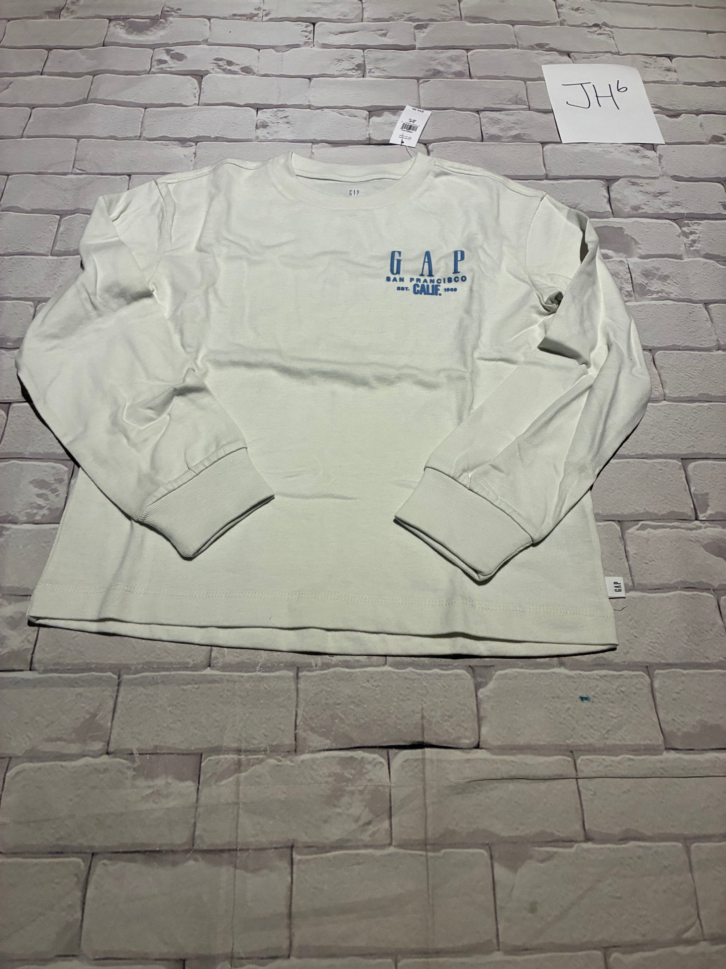 Tops Size 6-7 BNWT