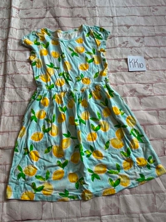 Dress Size 8 Play