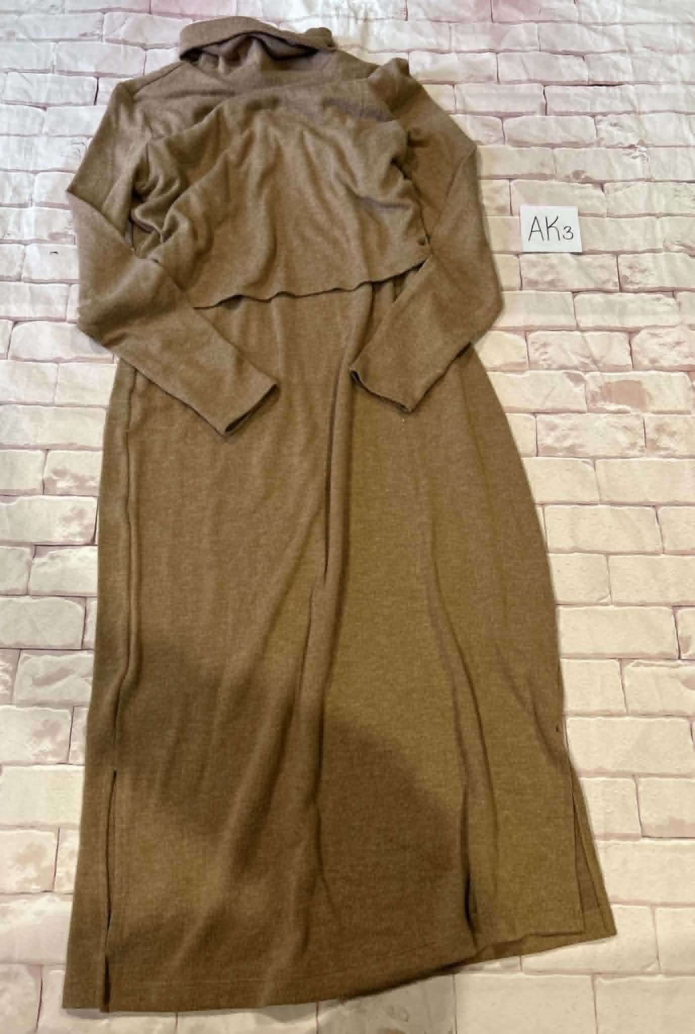 Ladies Maternity/Nursing Dress Size S