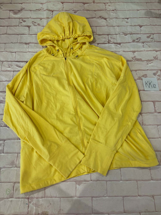 Ladies Tops Size 2XL Small Spot on Arm