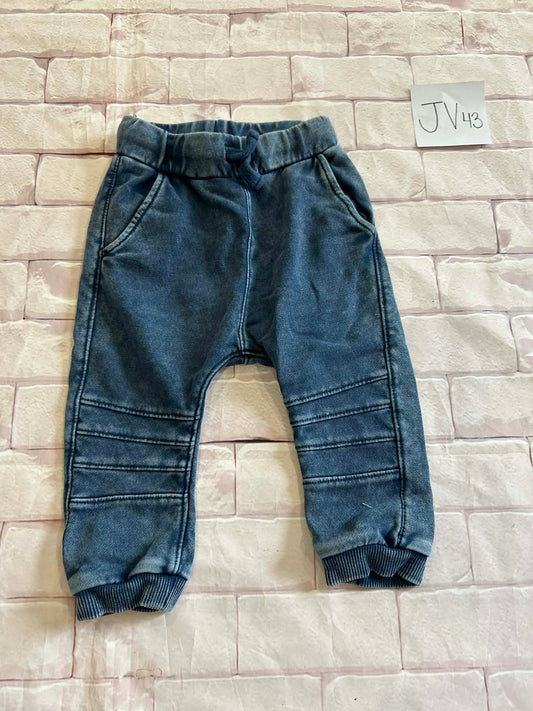 Bottoms Size 9-12m