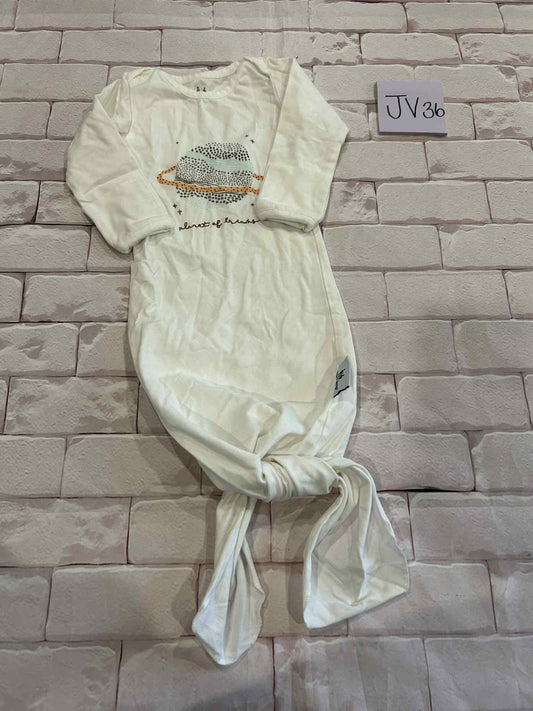 Nightgown Size 0-6m