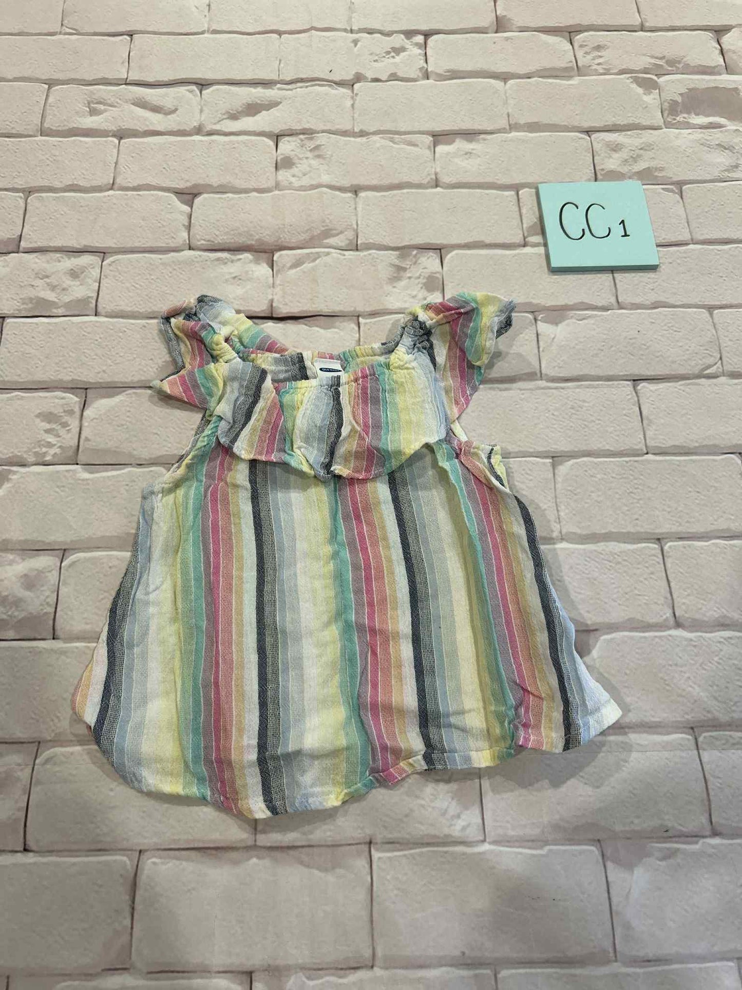 Girls Tops Size 6-12m