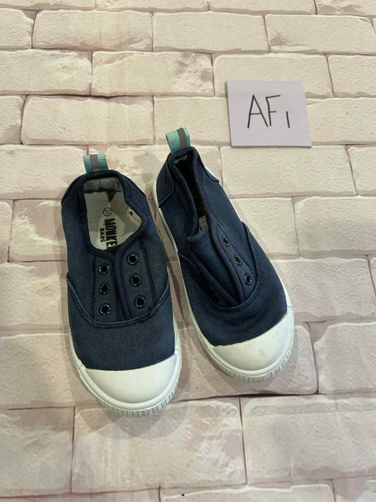 Shoes Size 10