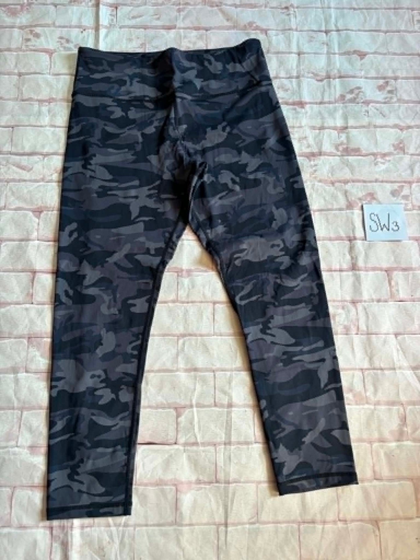 Ladies Bottoms Size 8-10
