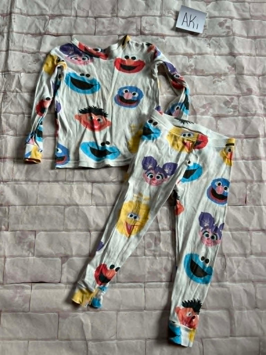 Sleepwear Size 2 Light Staining