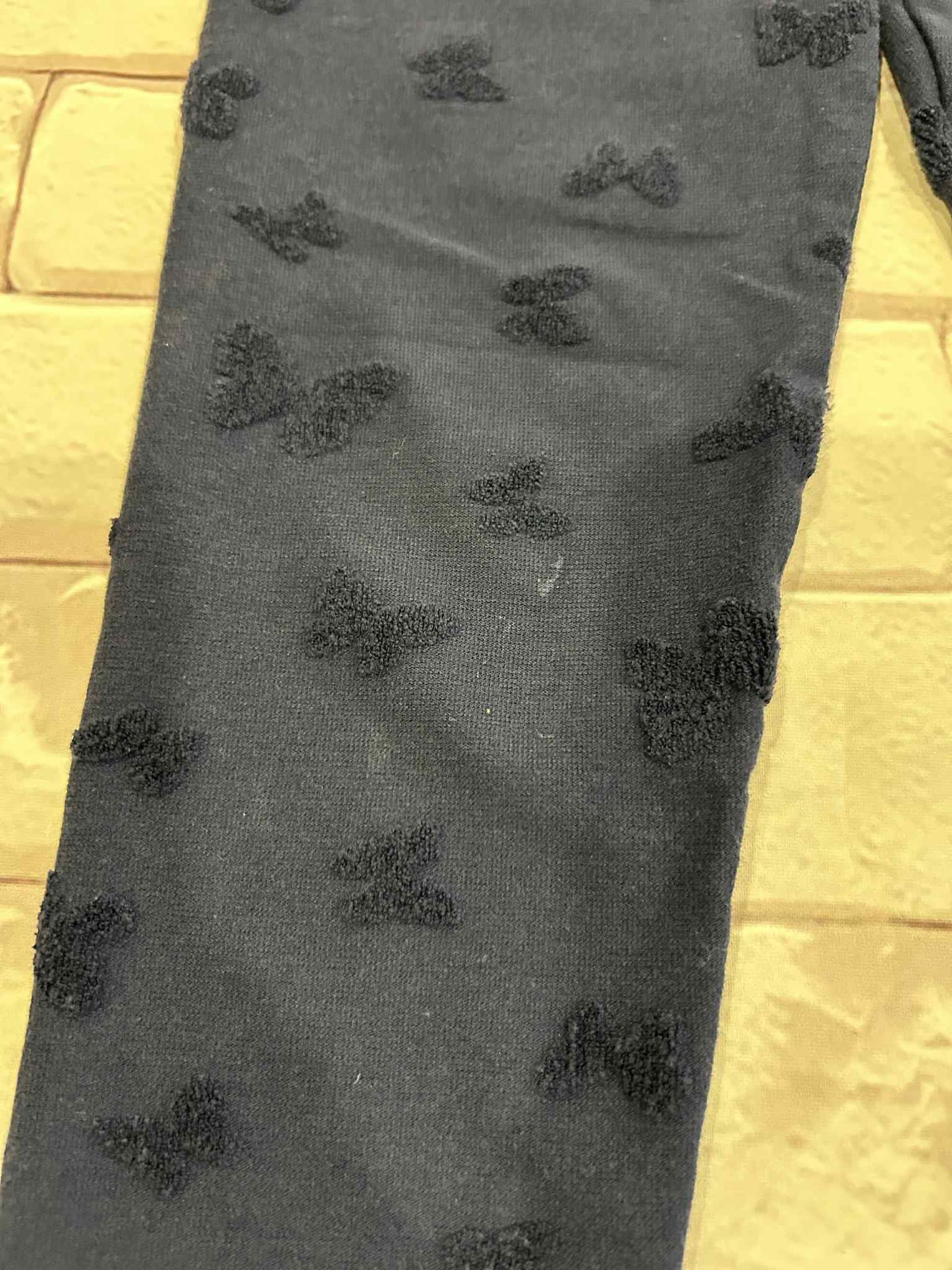 Bottoms Size 6 Small Mark