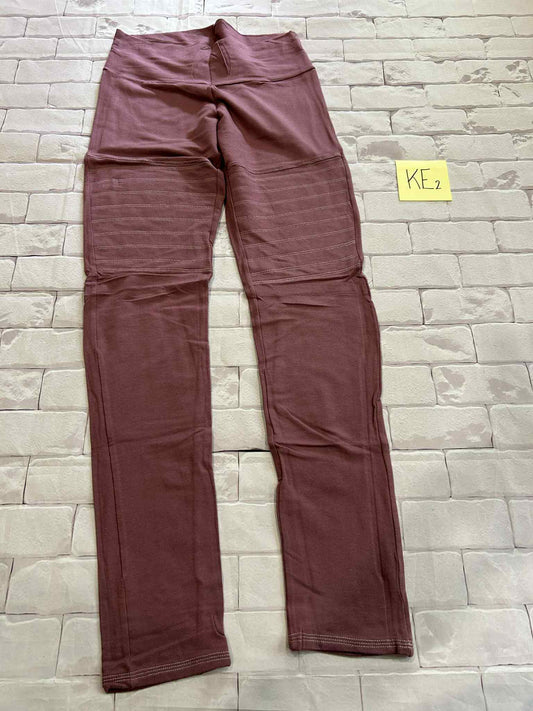 Ladies Bottoms Size M