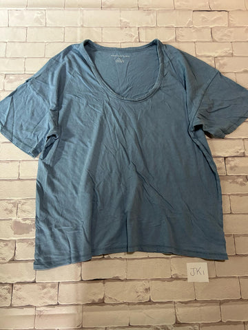 Ladies Tops Size L Distressed