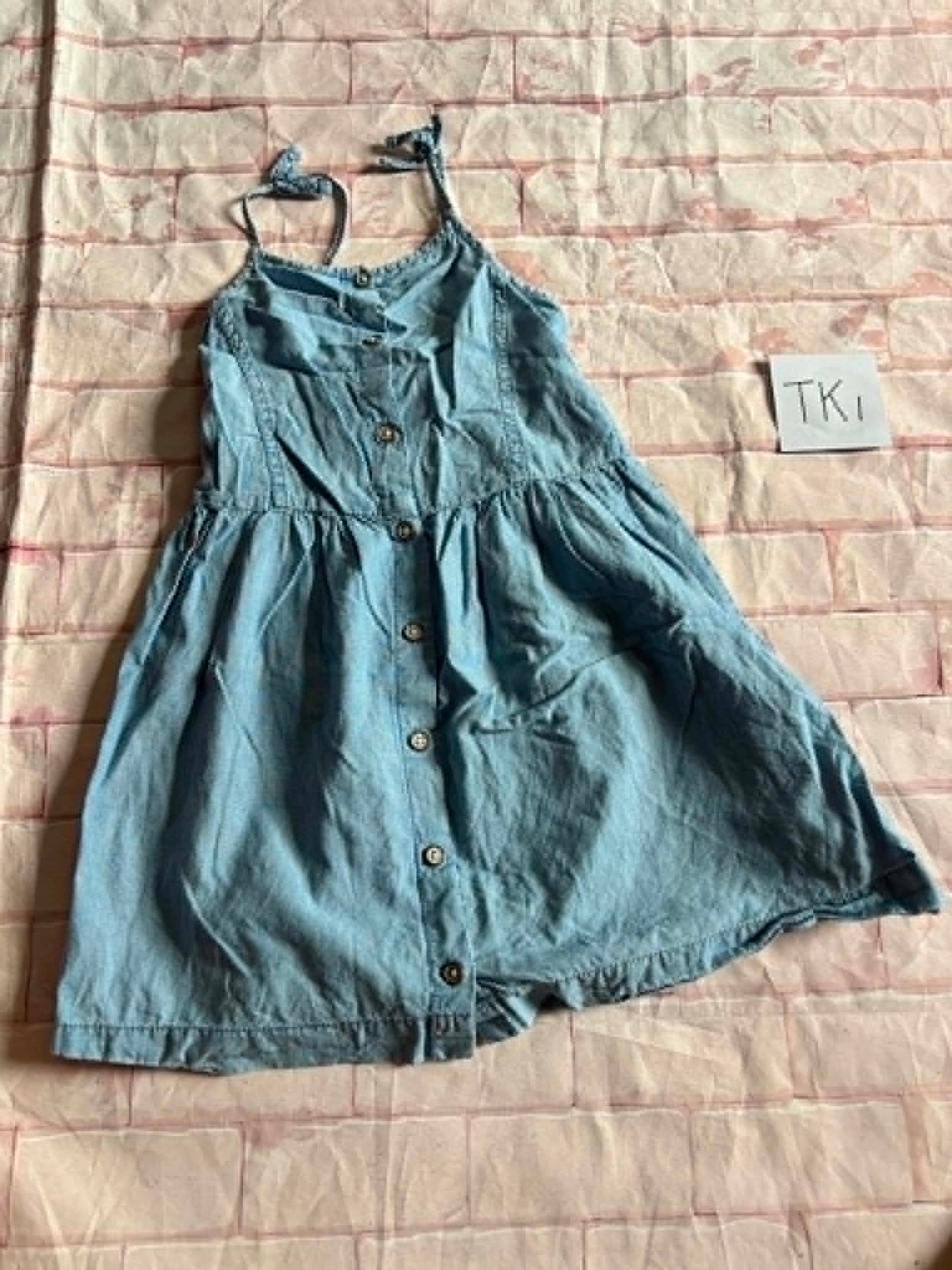 Dress Size 4/5