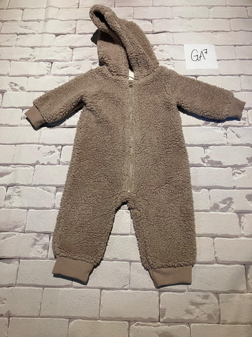 Boys Outerwear Size 6m