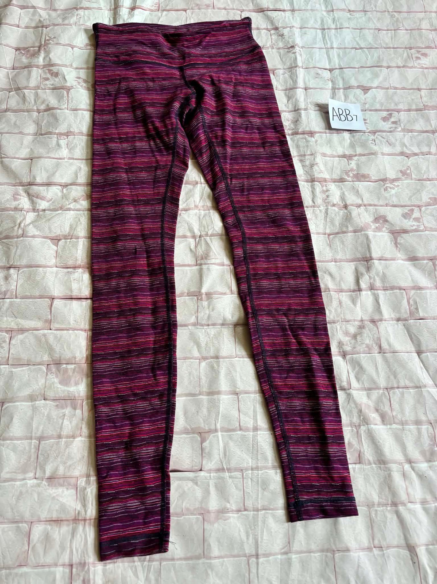 Ladies Bottoms Size 6