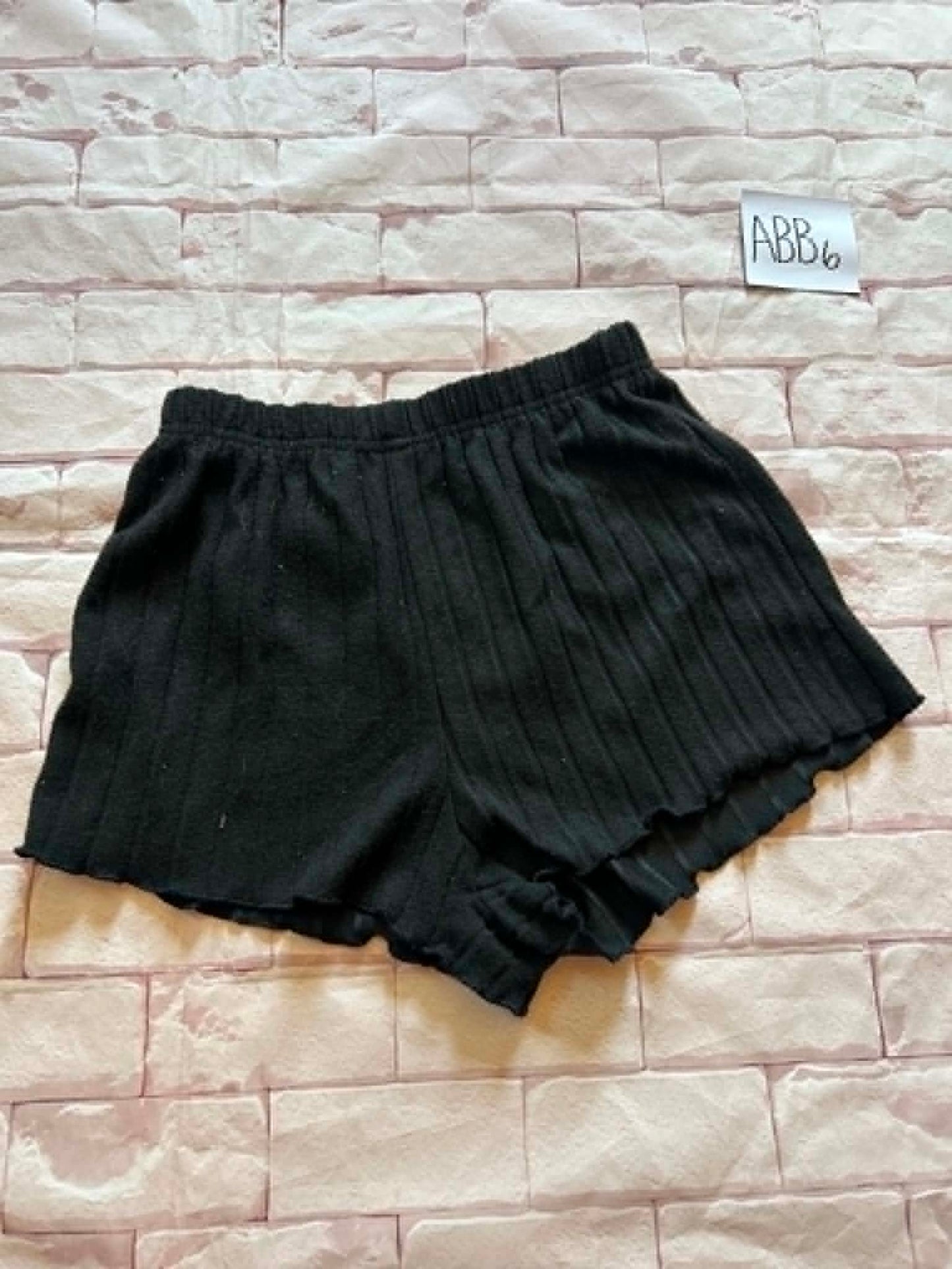Bottoms Size 14