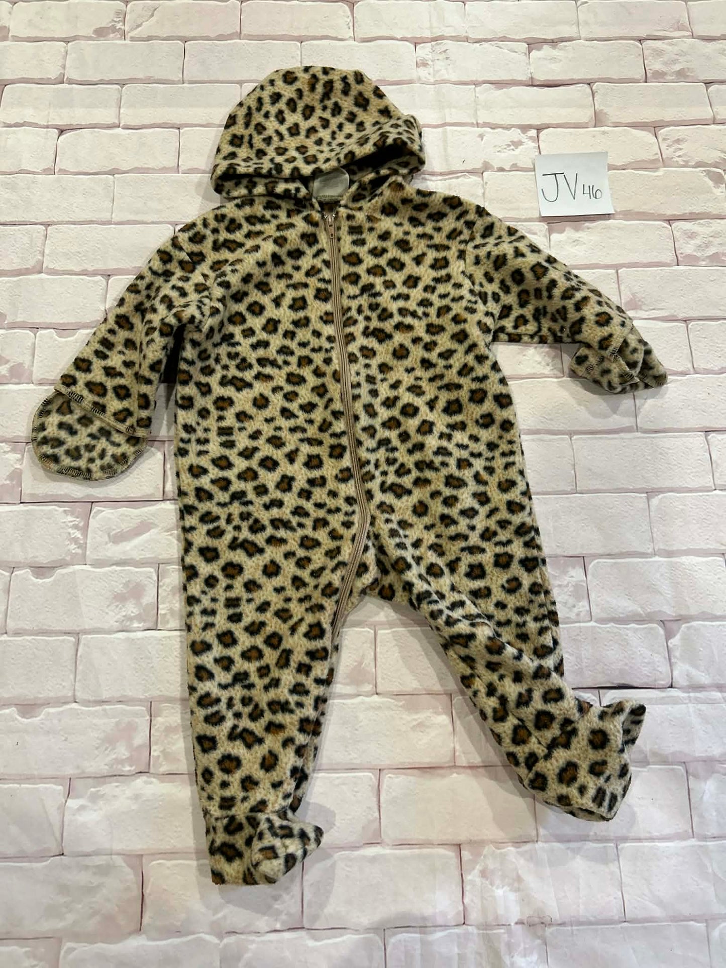 Outerwear Size 6-9m