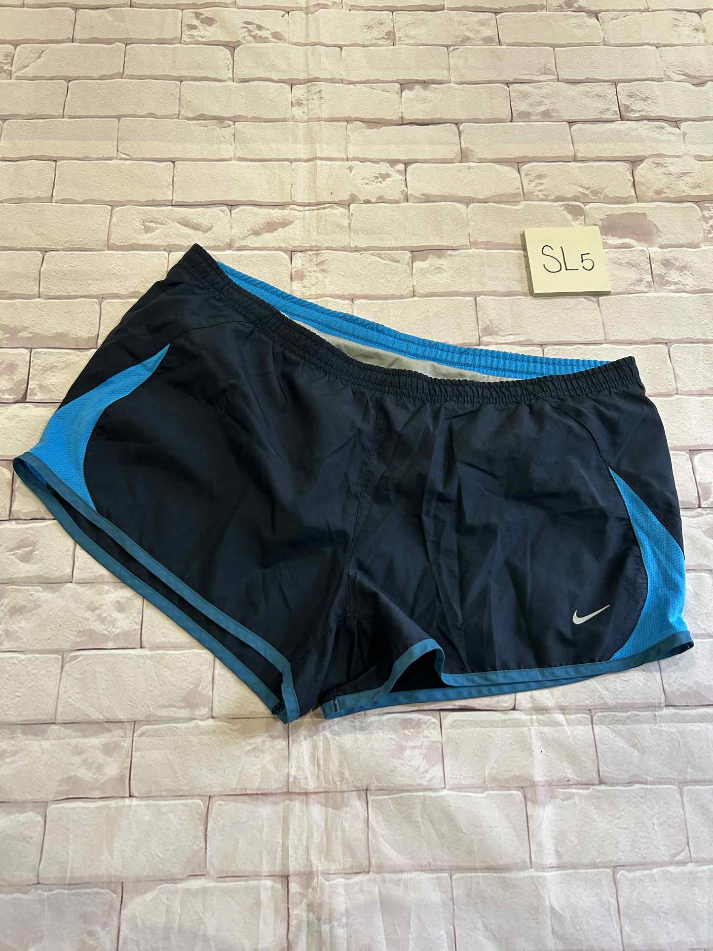 Ladies Bottoms Size L