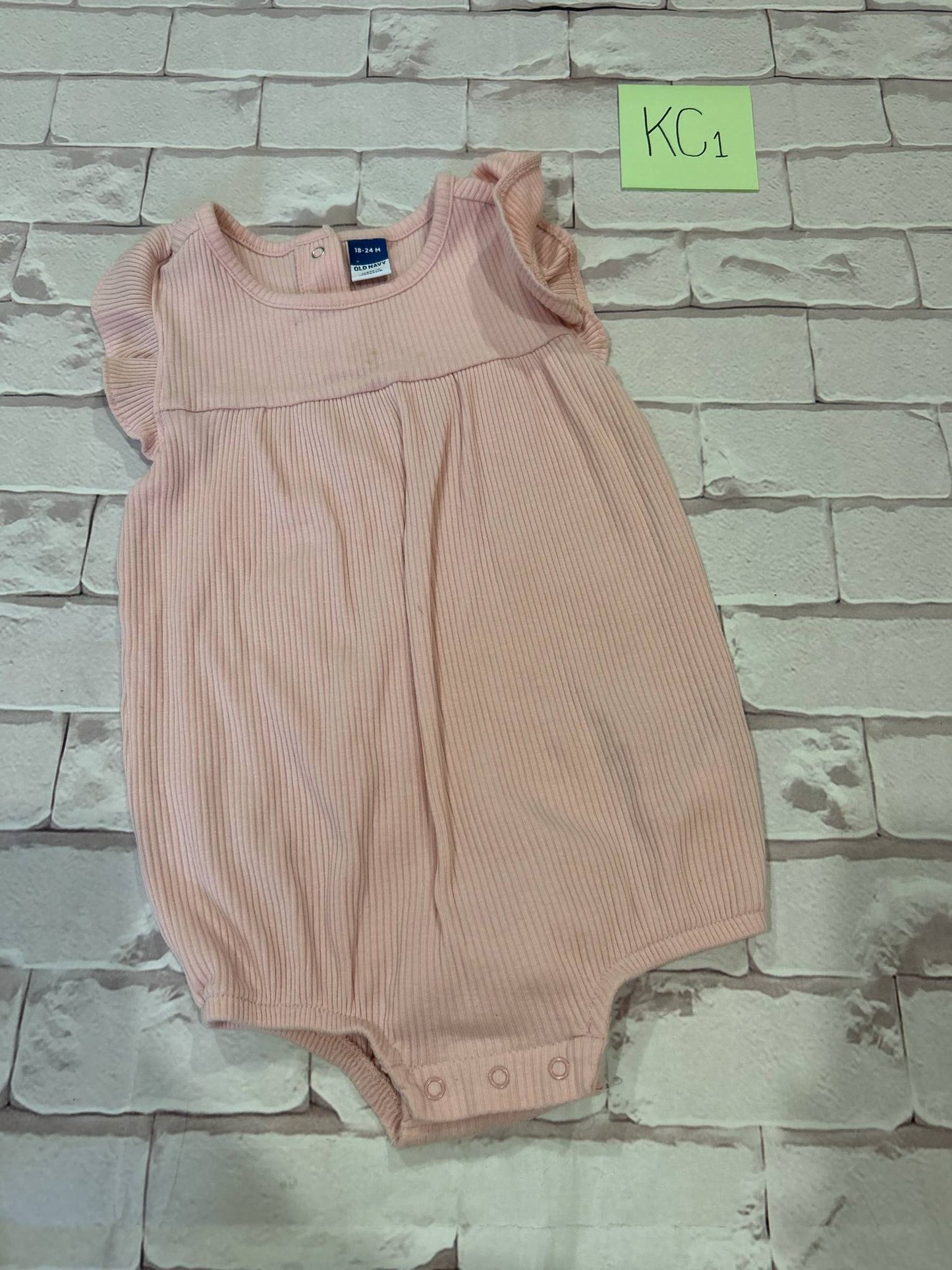 Girls Outfits Size 18-24m Play