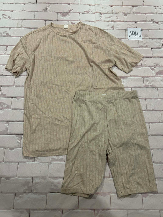 Outfits Size 11-12 Loose Hem