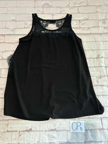 Ladies Top Size M