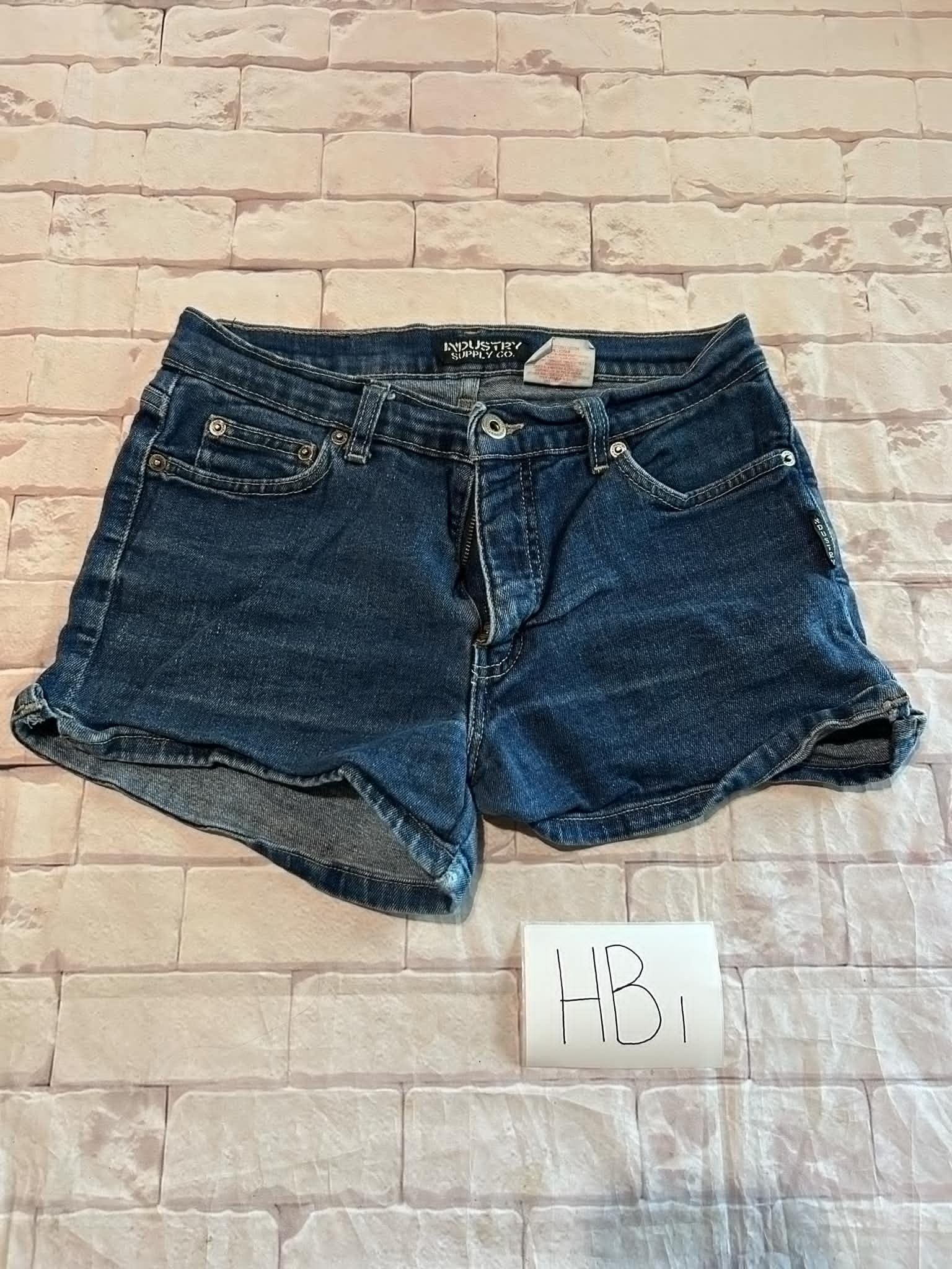 Ladies Bottoms Size 29