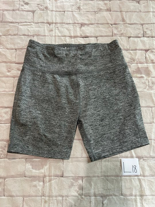 Ladies Bottoms Size M