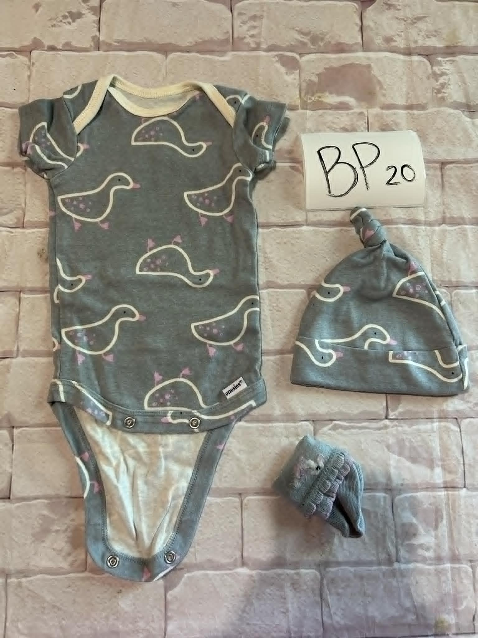 Girls Outfit Size 0-3m