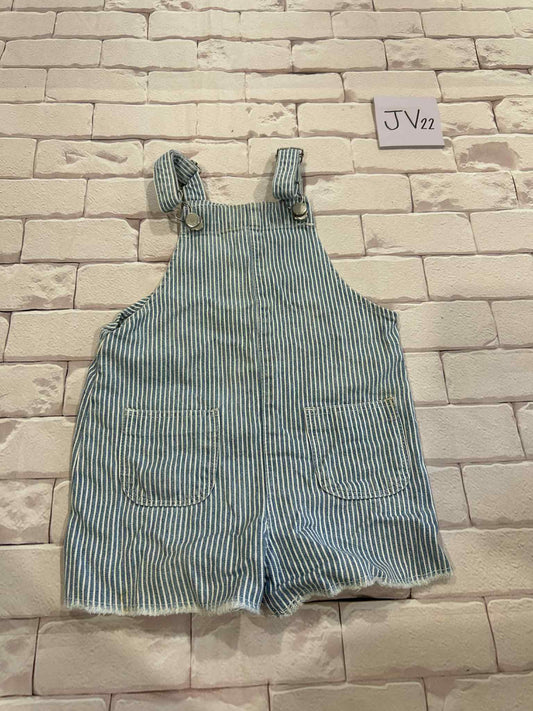 Outfits Size 2-3 Play