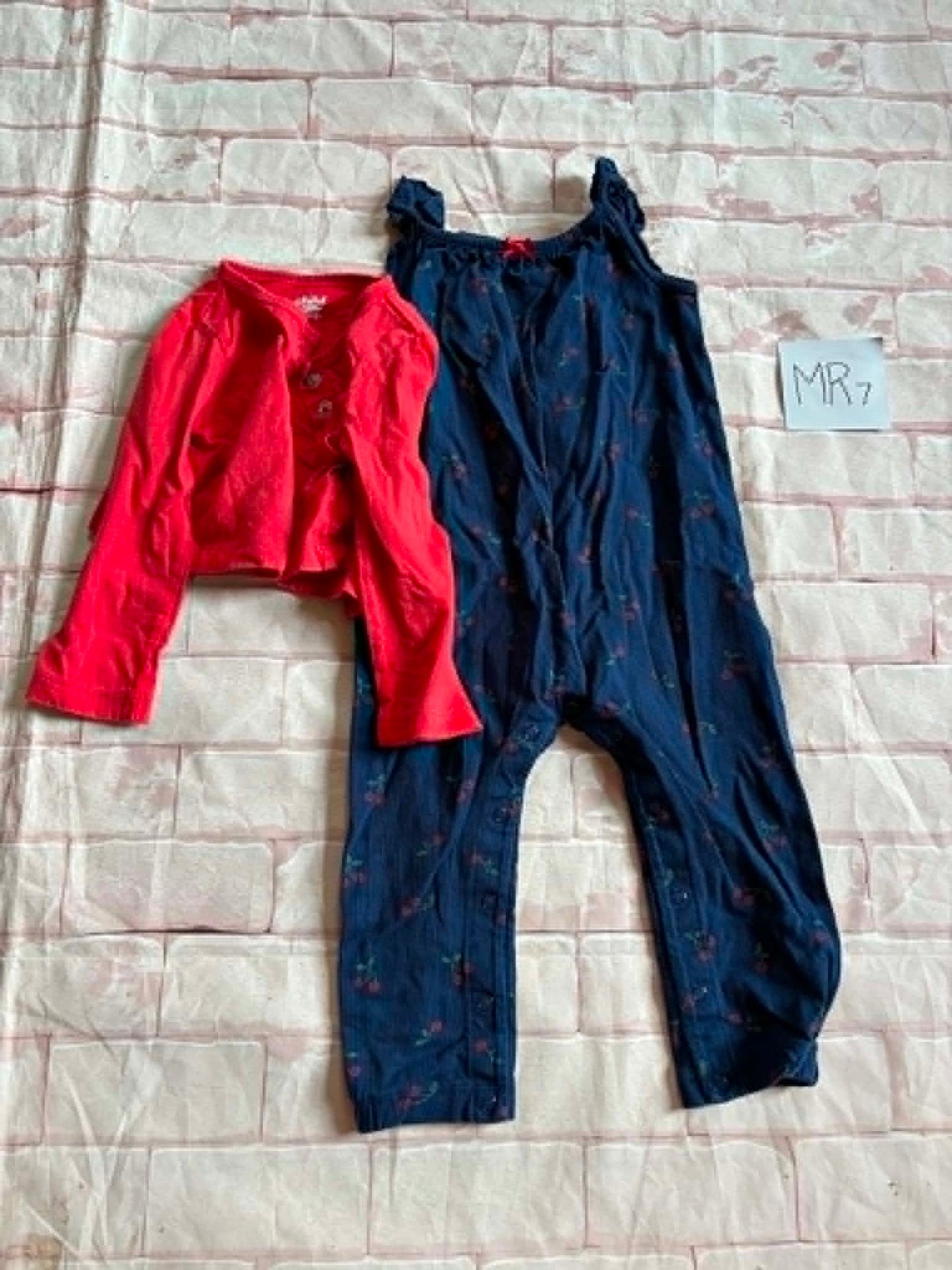 Outfits Size 18m