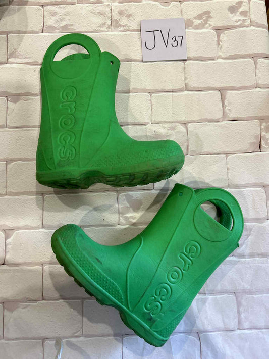 Shoes Size 13