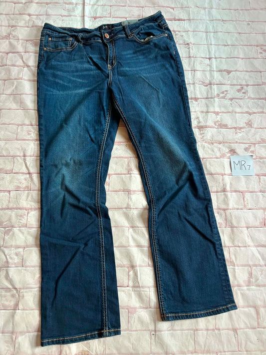 Ladies Bottoms Size 14X32
