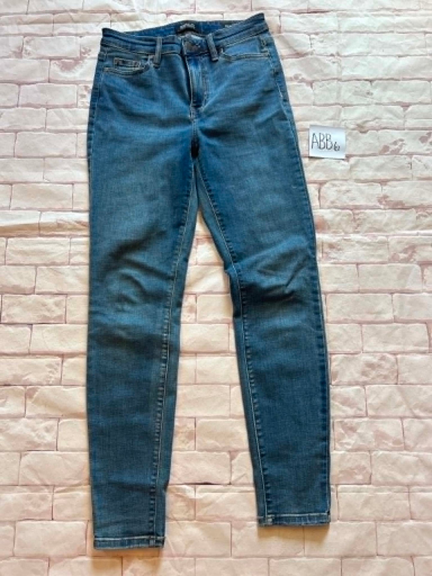 Ladies Bottoms Size 2
