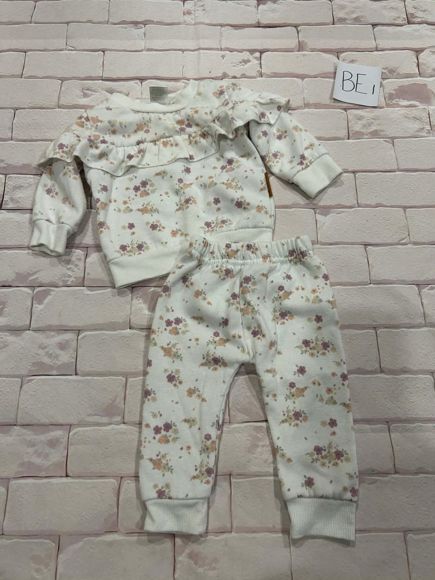 Outfits Size 6-9m