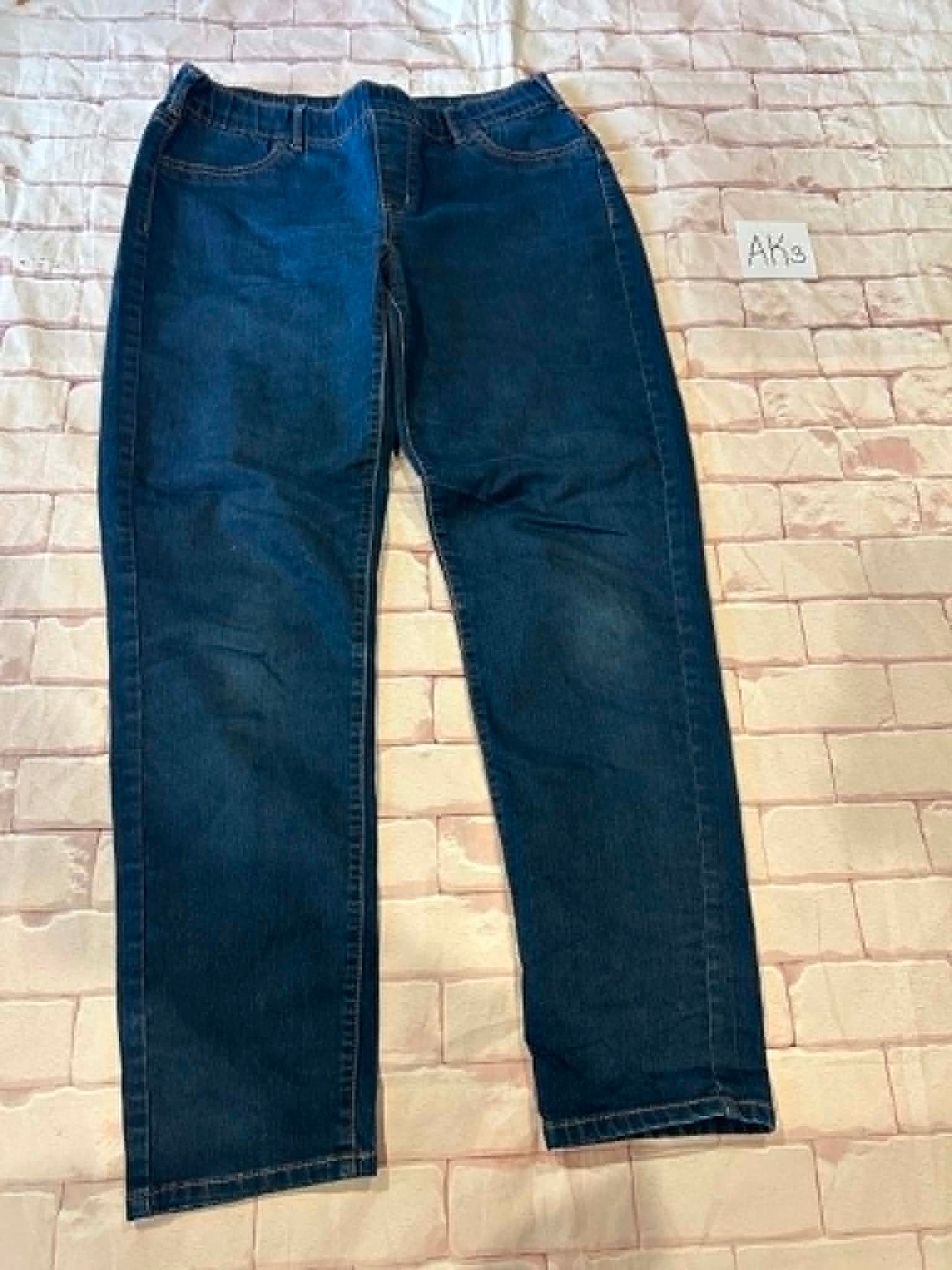 Ladies Bottoms Size 8X29