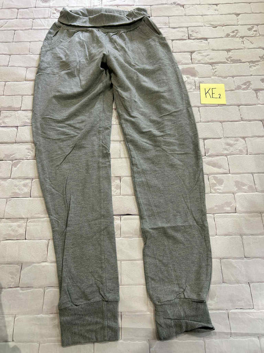 Ladies Bottoms Size M
