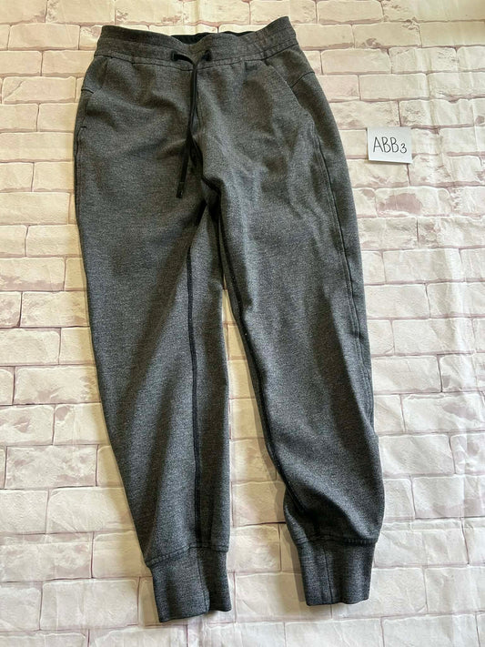 Ladies Bottoms Size 4