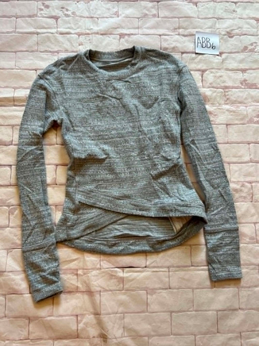 Ladies Tops Size 4